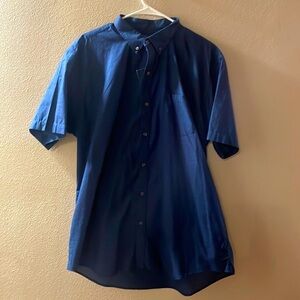 Men’s Van Heusen XL 17-17 1/2 Button Up- Short Sleeve